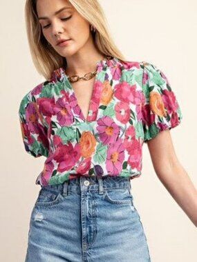 Gigio Puff Sleeve Floral Split Neck Blouse - Small